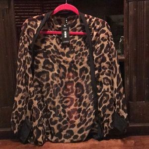 Ladies leopard top